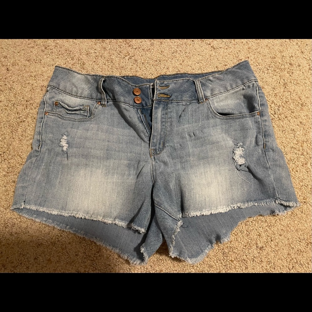 Woman’s Shorts